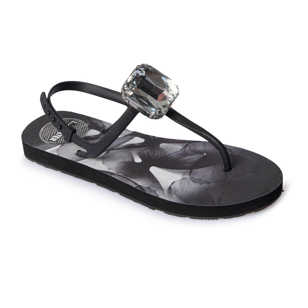 DIAMOND BLACK SANDAL