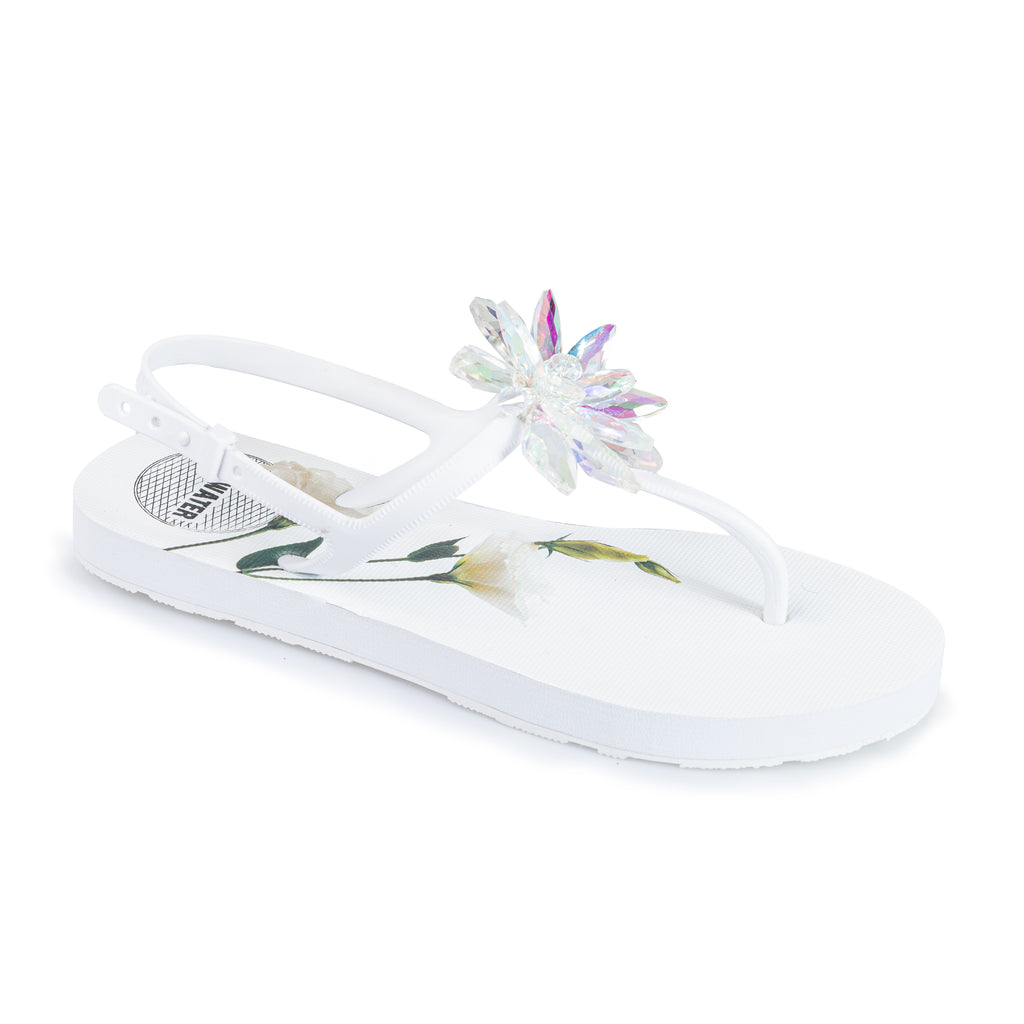 WHITE FLOWER SANDALS