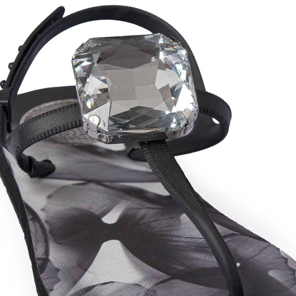 DIAMOND BLACK SANDAL