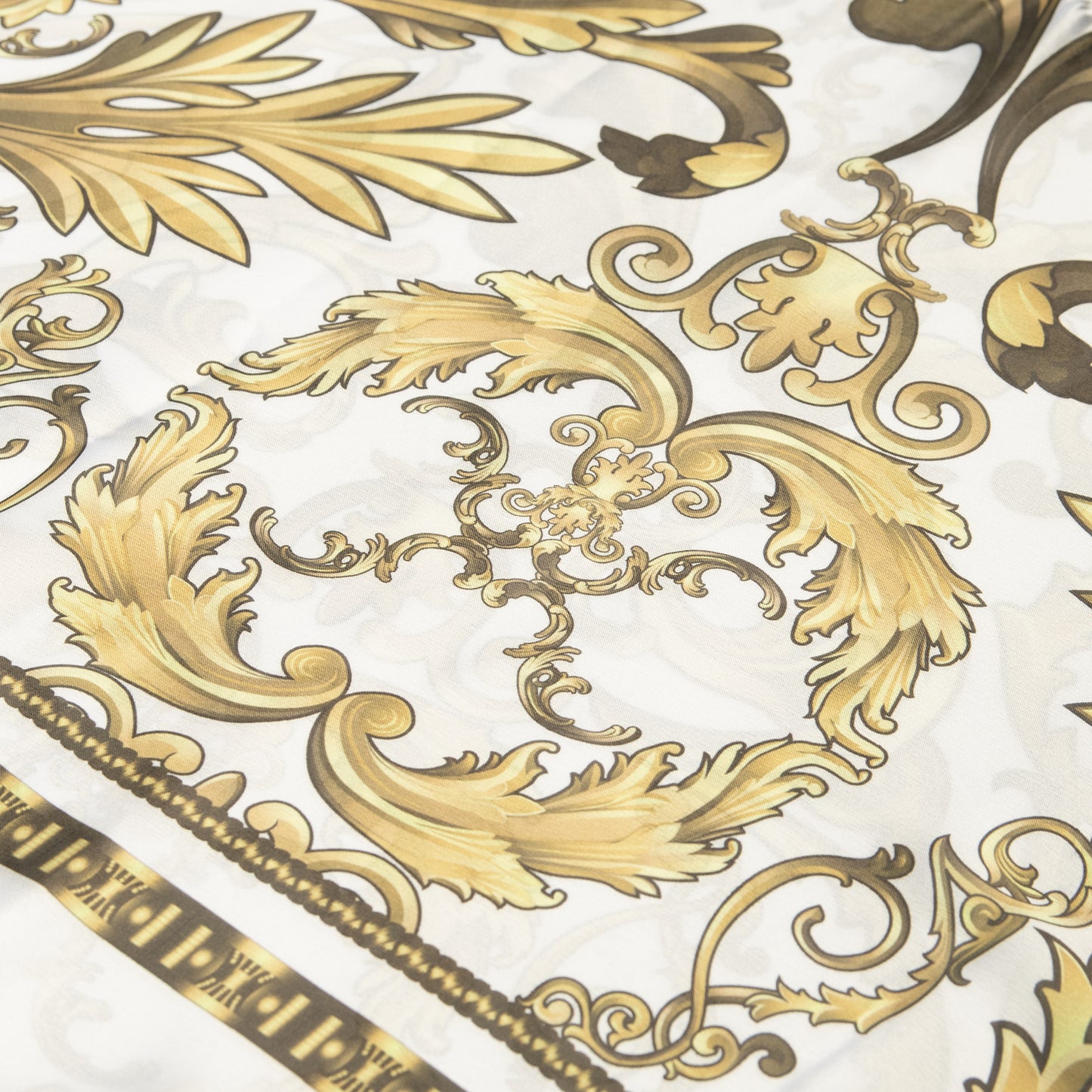 WHITE QUEEN KAFTAN